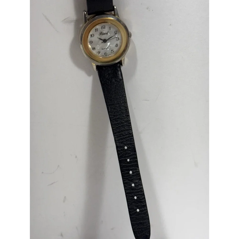 Pearl Quartz‎ Lady Wristwatch Thailand Movt Leather Black Band  Watch NO Battery
